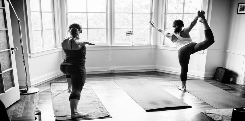home workout yoga women
